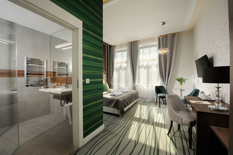Plaza Boutique Hotel