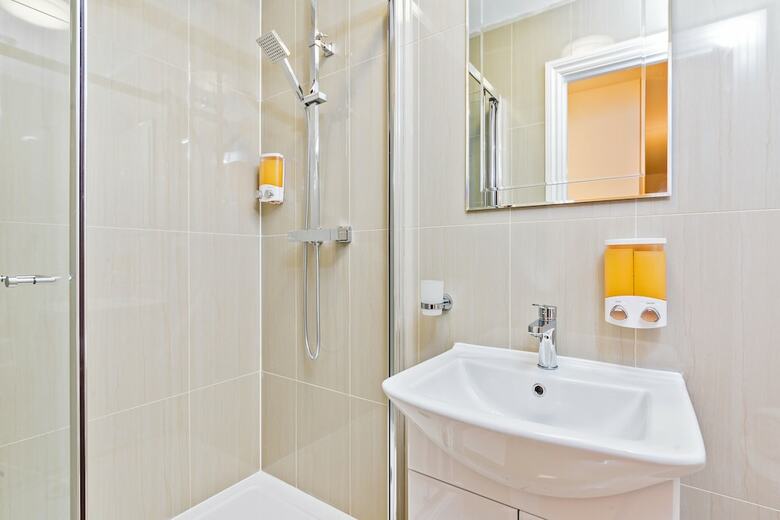 Hotel Metro Guest House