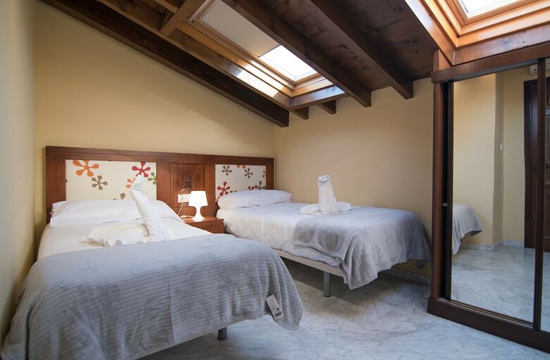 Apartamentos Al Andalus