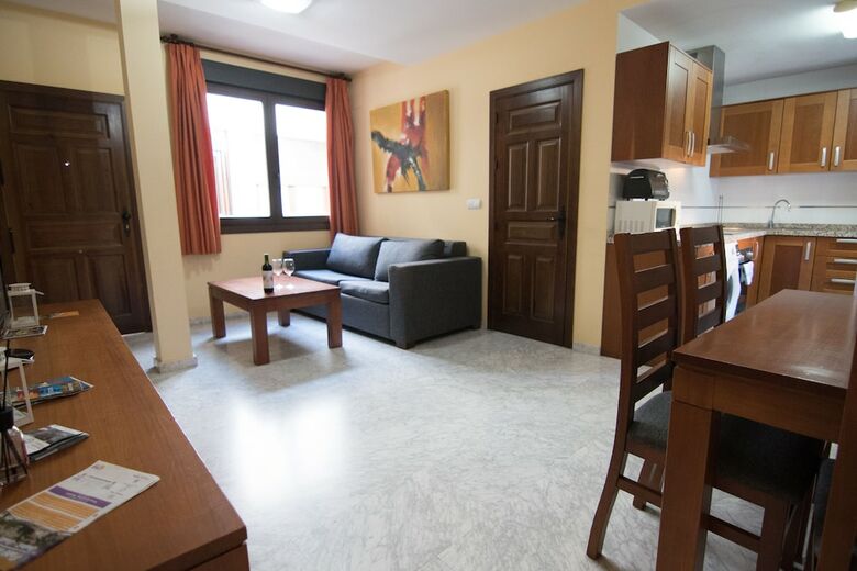 Apartamentos Al Andalus