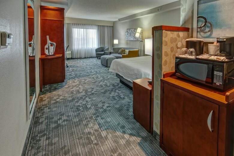 Hotel Courtyard By Marriott Lima