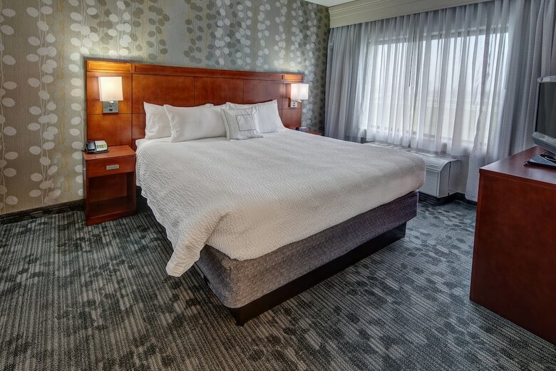 Hotel Courtyard By Marriott Lima