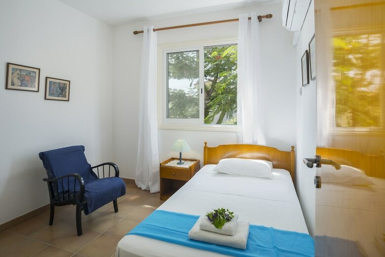 Apartamentos Sirina Lina Beachfront Suite