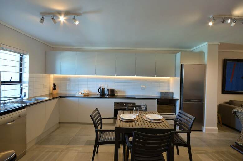 Waters Edge Luxury Apartments