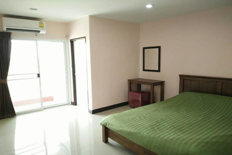 Hotel Apartment Baan Khun Mae