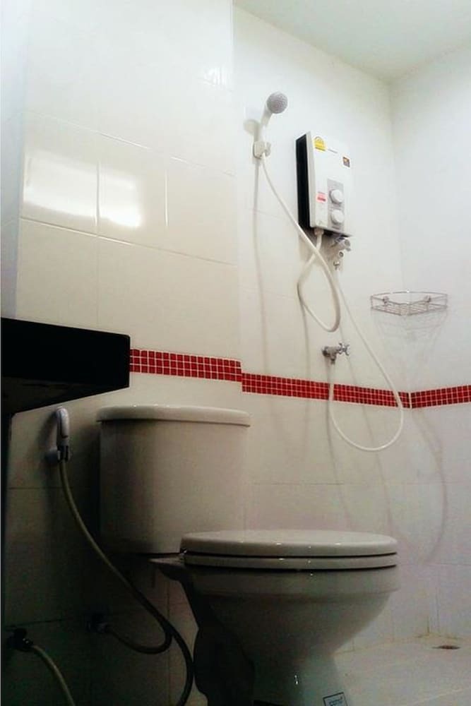 Hotel Apartment Baan Khun Mae