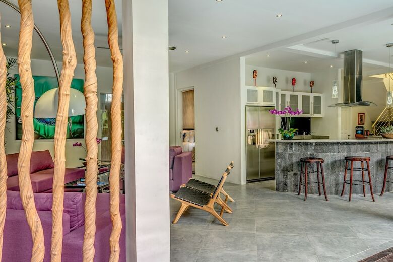Villa Alchemy