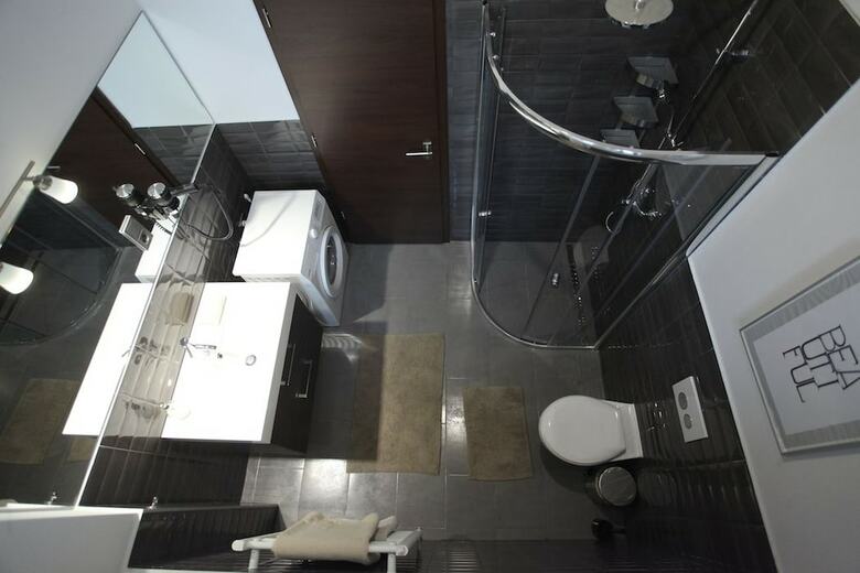 Dfive Apartments - Ambassador