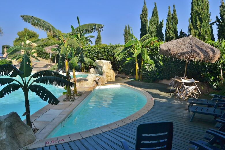 Residencia L'arcobaleno Resort