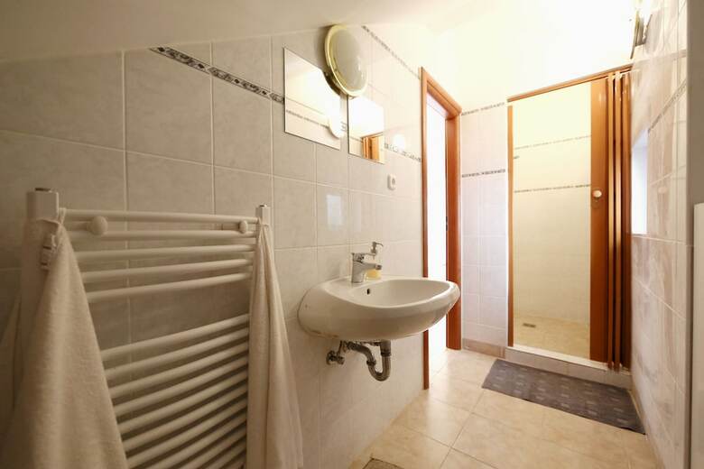 Dfive Apartments - Aranykez