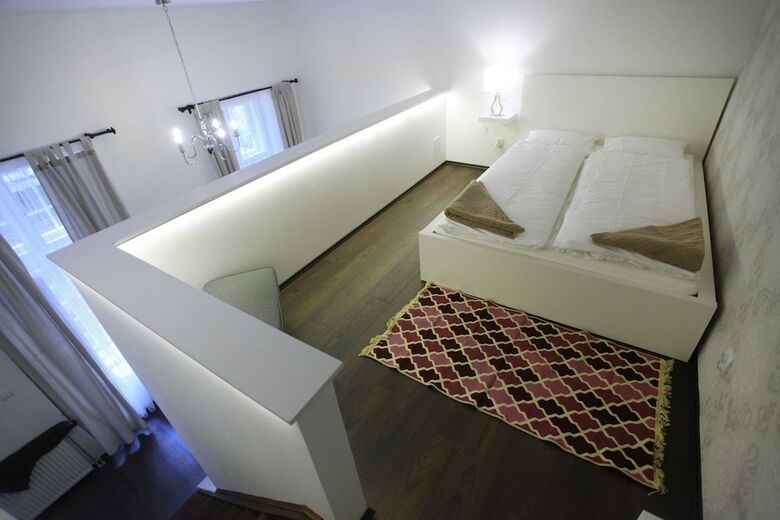 Dfive Apartments - Chain Bridge