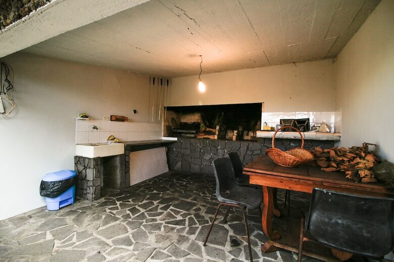 Gouveia Cottage By Analodges