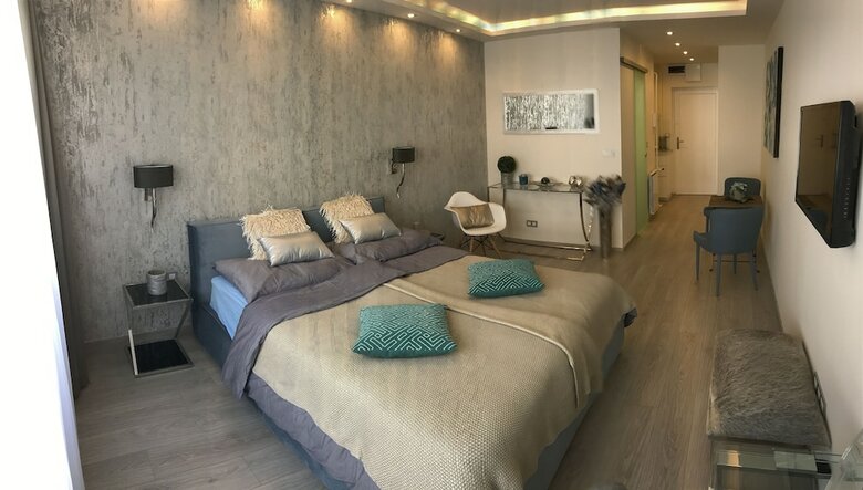 Dfive Apartments - Danube Corso