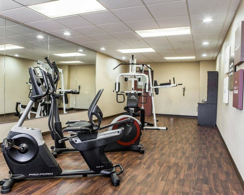 Hotel Comfort Suites Four Seasons
