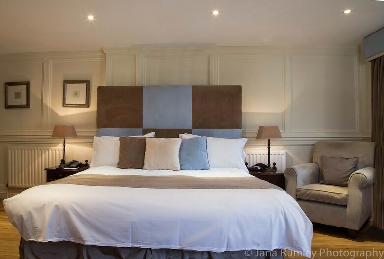 The Lord Bute Hotel & Restaurant