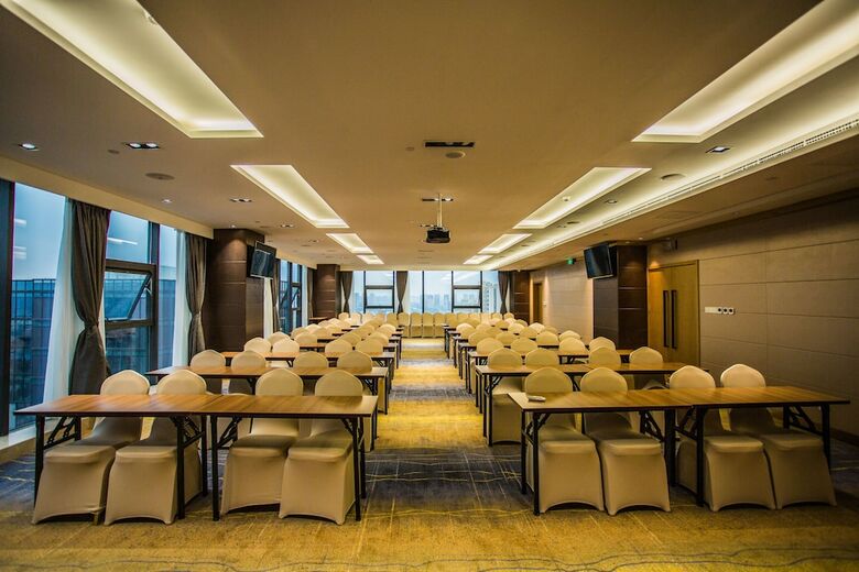 Chengdu Hengding Century Hotel