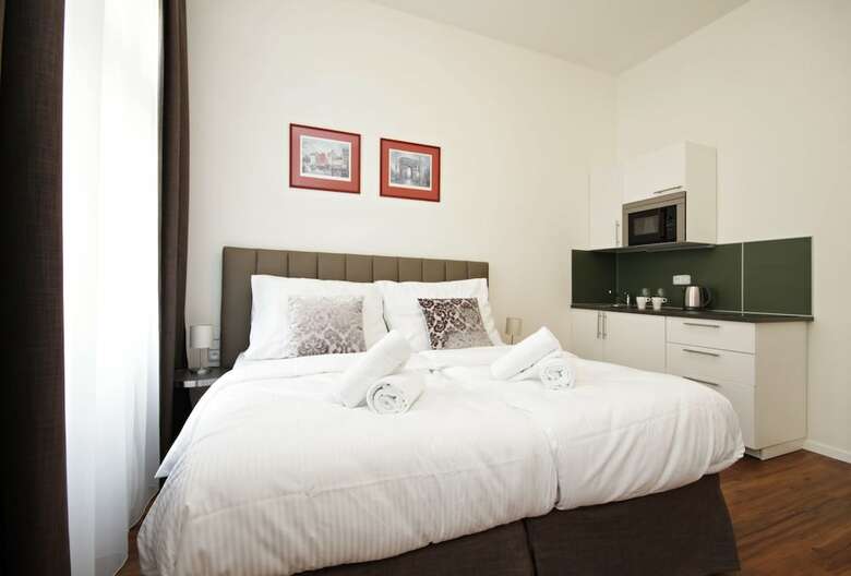 Apartamentos Elizabeth Suites
