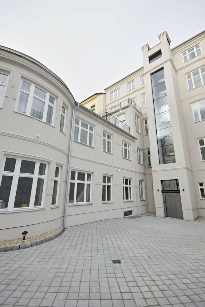 Apartamentos Elizabeth Suites