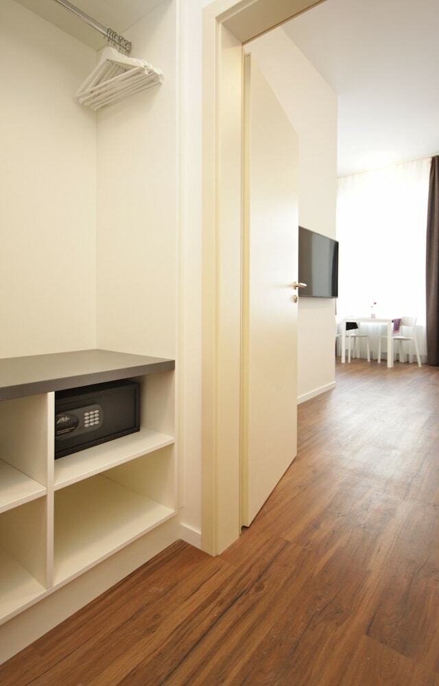 Apartamentos Elizabeth Suites