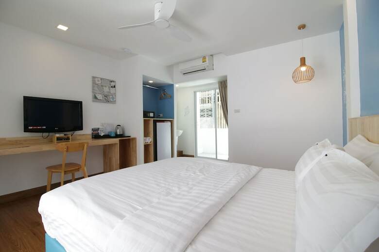 Hotel Tawaen Beach Resort