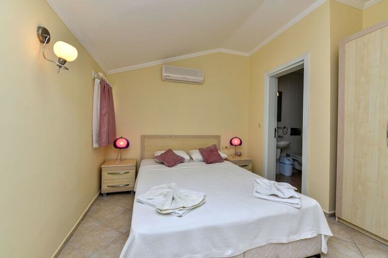 Sunset Beach Villas And Apartments