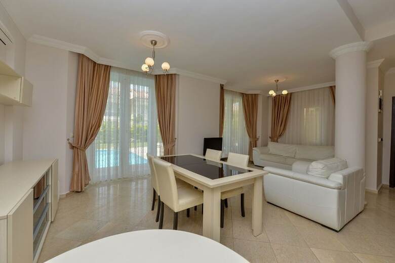 Sunset Beach Villas And Apartments