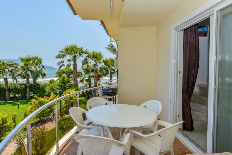 Sunset Beach Villas And Apartments