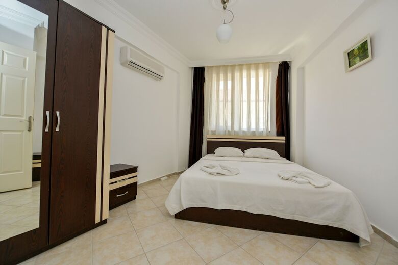 Sunset Beach Villas And Apartments