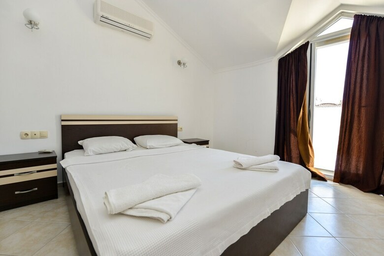 Sunset Beach Villas And Apartments