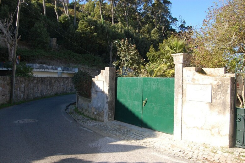 Villa Santa Iria By Portugal Portfolio