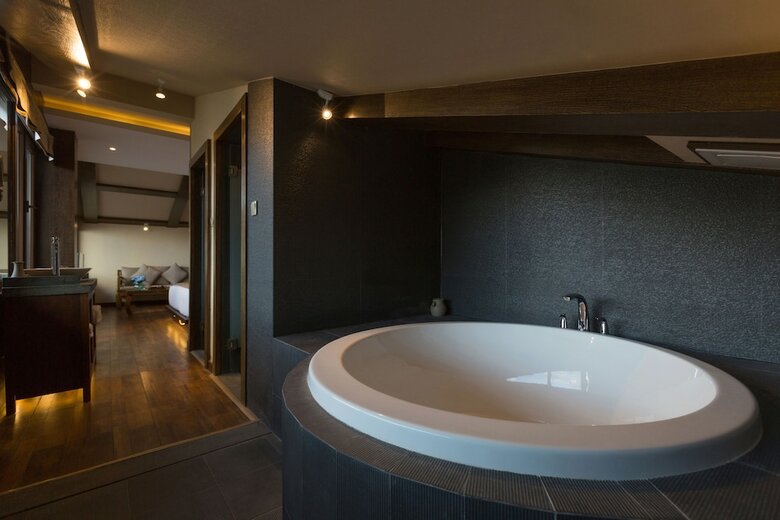 Wonderland Boutique Hotel