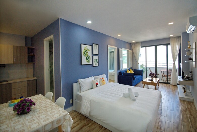 Handy Beachfront Apartment