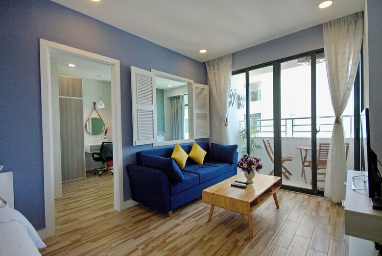 Handy Beachfront Apartment