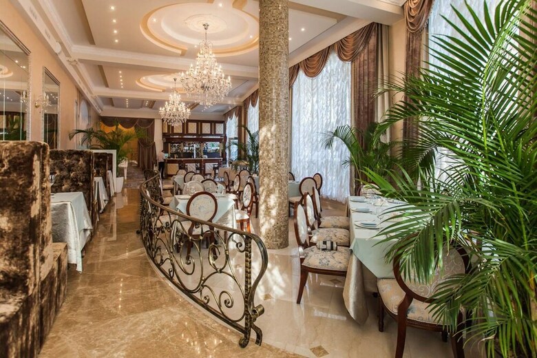 Green House Apartment