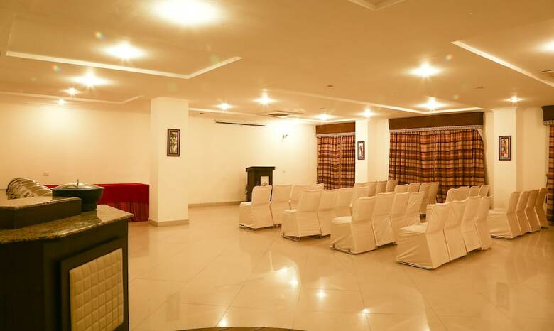 Hotel Treebo Trend Gk Conifer