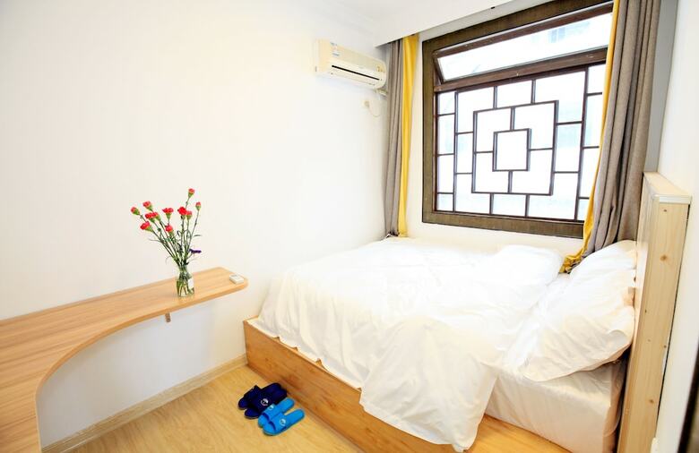 Hotel Global Village River View Hostel