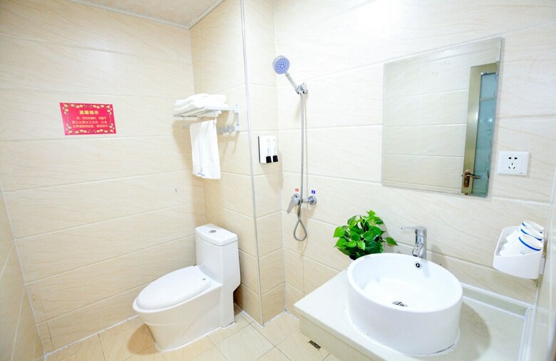 Hotel Global Village River View Hostel