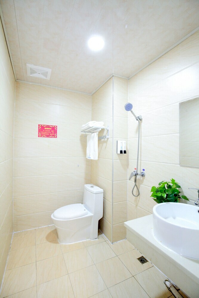 Hotel Global Village River View Hostel