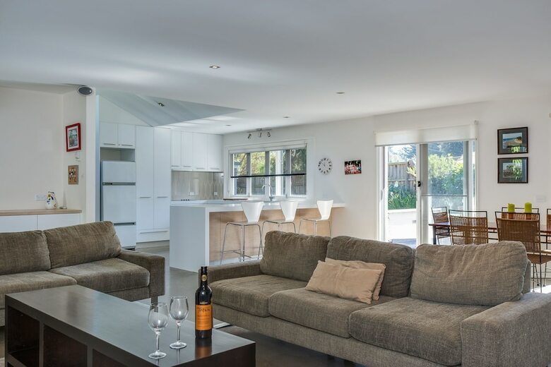 Portsea Place
