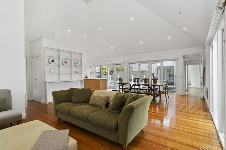 Perfect Blairgowrie Beach House