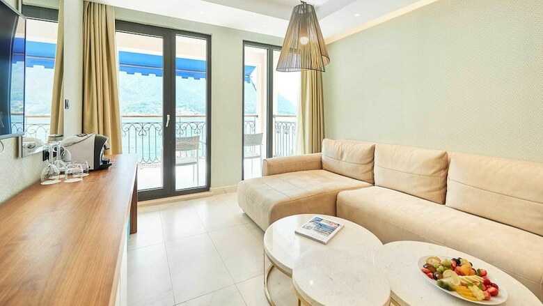 Huma Kotor Bay Hotel And Villas