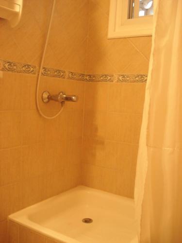Lugra Hotel