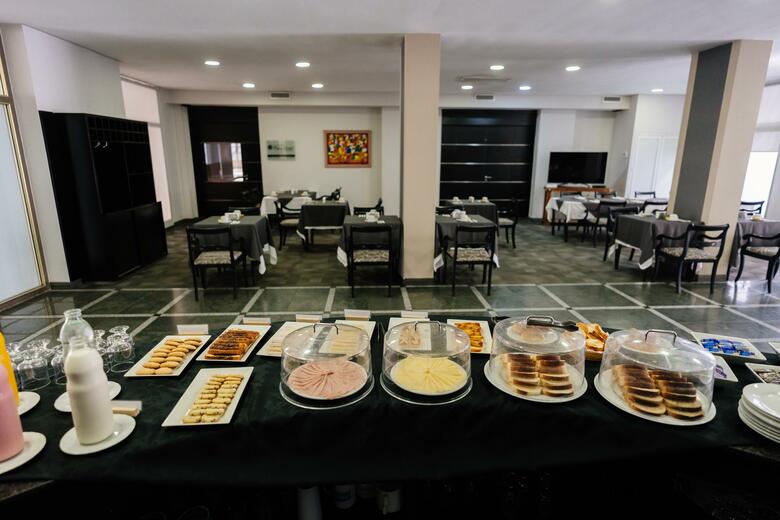 San Nicol�s Plaza Hotel