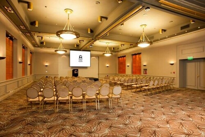 Austral Express Hotel