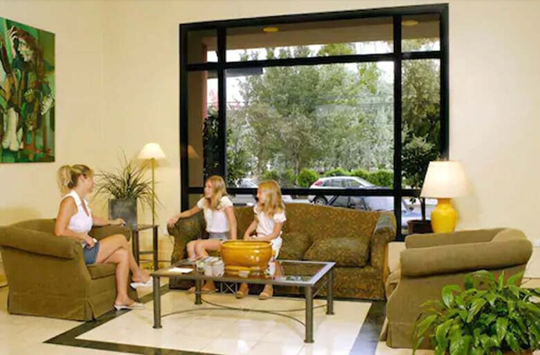 Austral Express Hotel