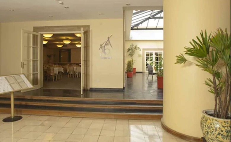 Austral Express Hotel