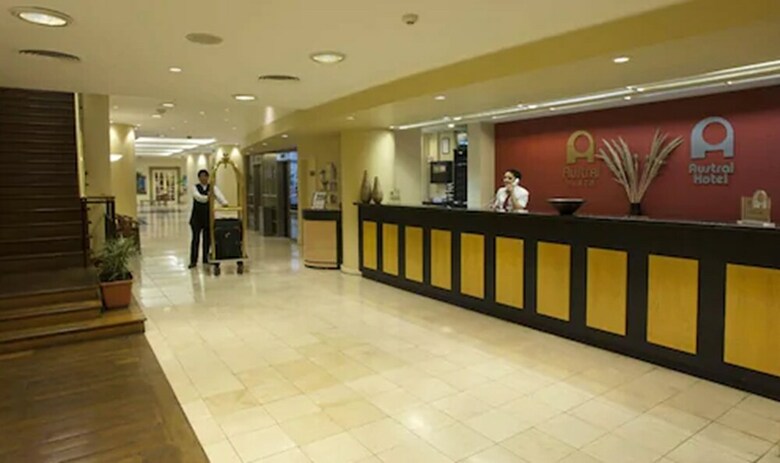 Austral Express Hotel