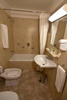 Austral Express Hotel