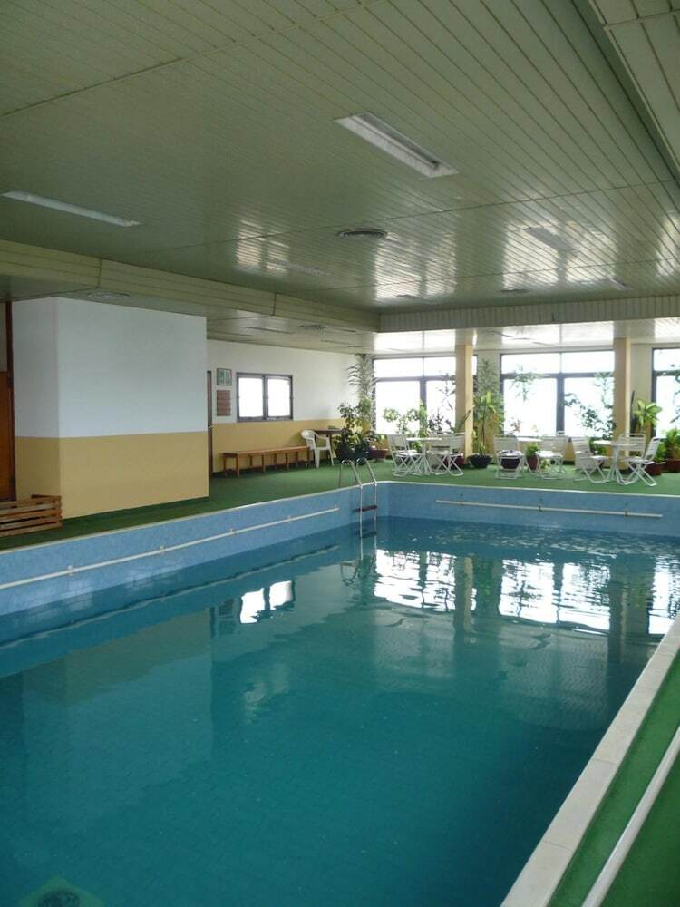 Hotel Rayentray Trelew