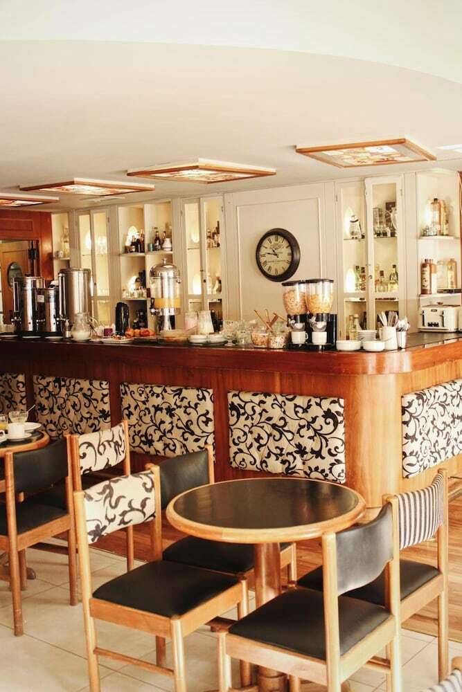 Hotel Rayentray Trelew